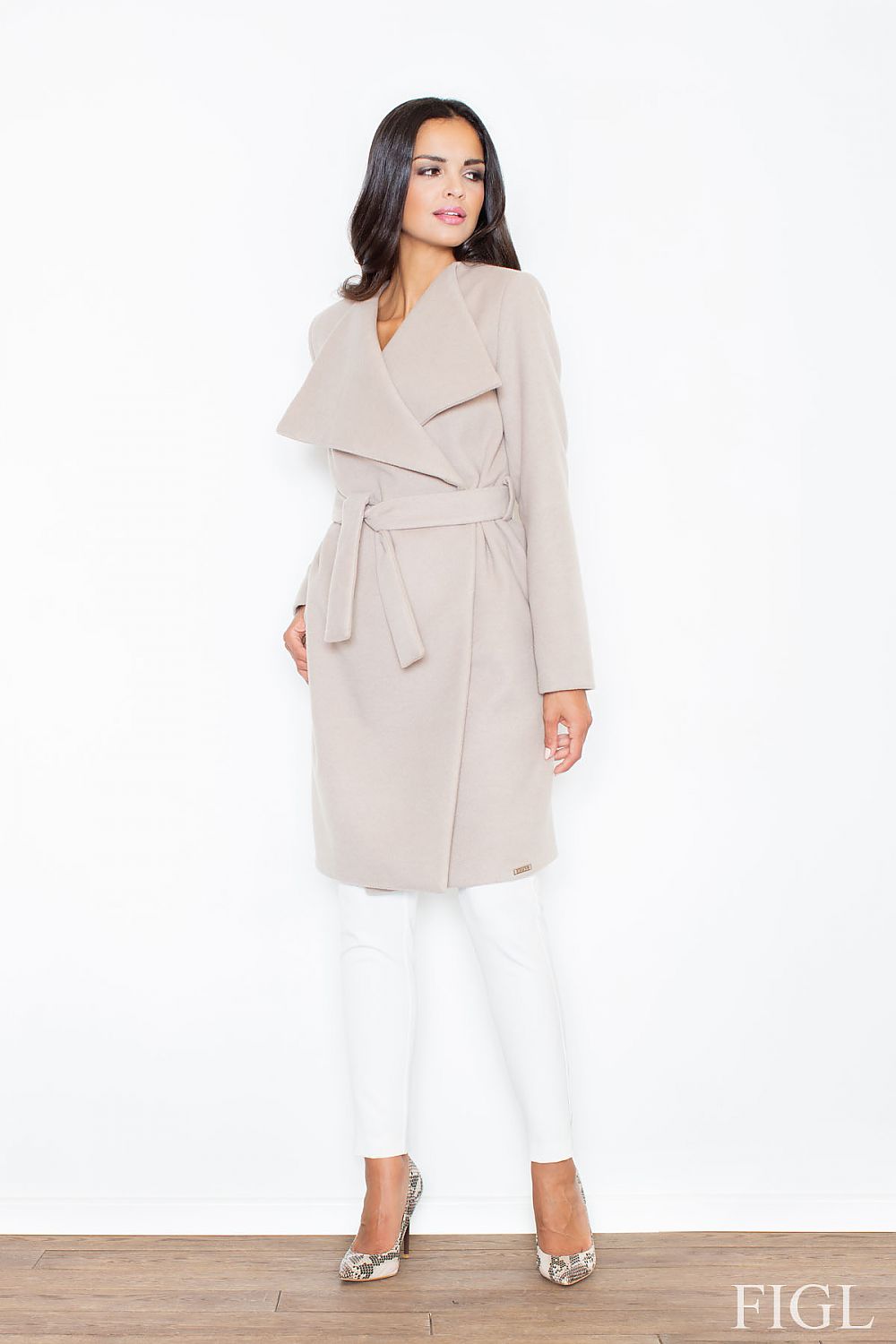 Coat model 46838
